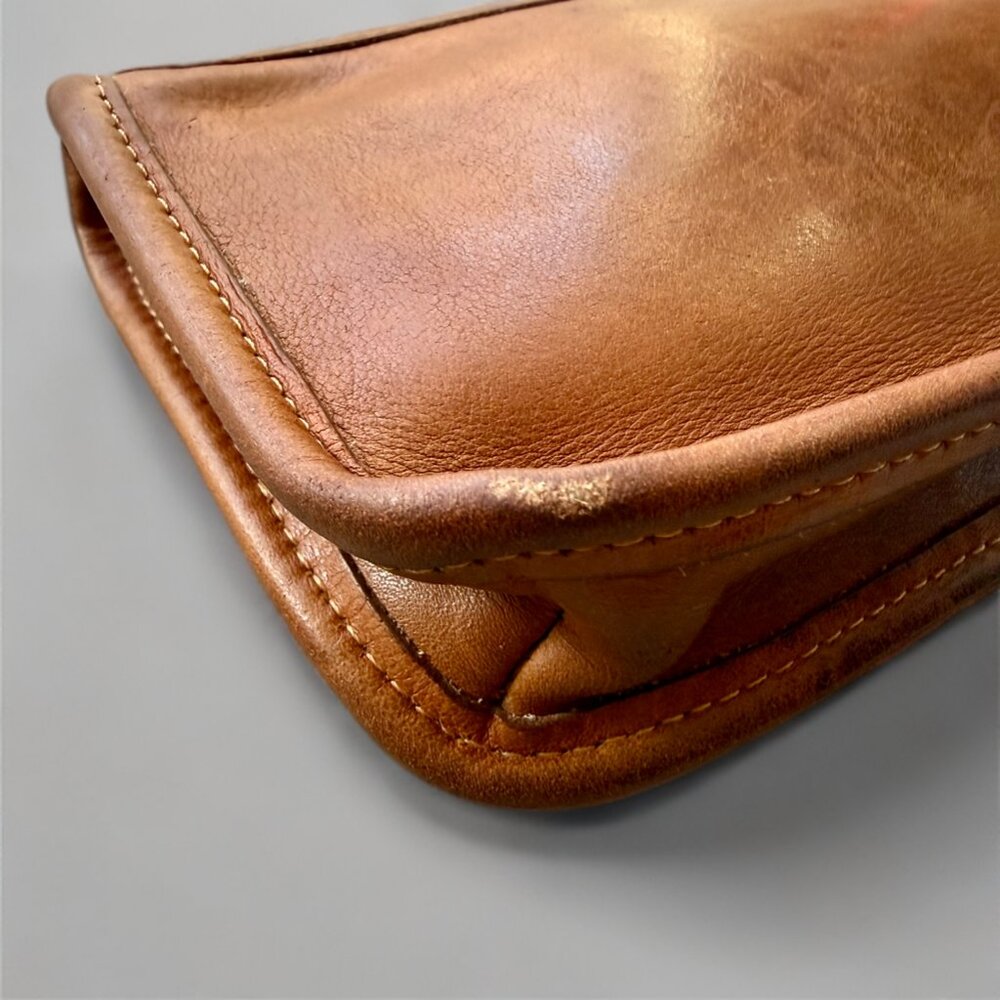 Coach Vintage British Tan Leather Chunky Case Cosmetic Pouch - Picture 3 of 8